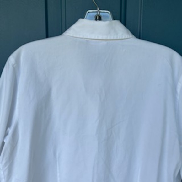 CHICOS WHITE BUTTON COASTAL GRANNY LONG SHIRT SIZE 1 - Picture 4 of 16